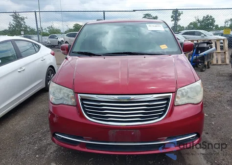 2014 Chrysler Town & Country Touring z USA, uszkodzony, nr VIN 2C4RC1BG2ER417986